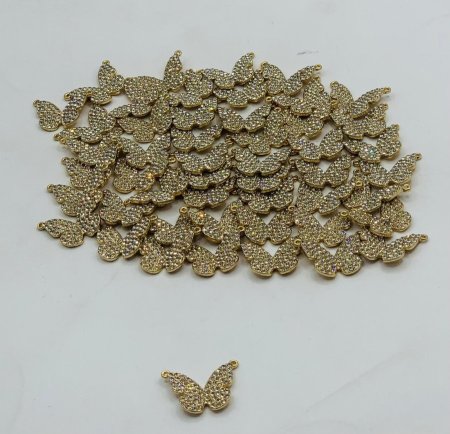 تعليقة عشكل فراشة